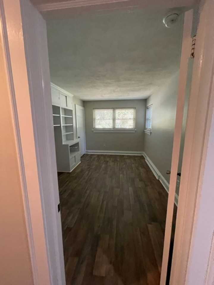 2171 6th St Ne - Photo 3 of 19