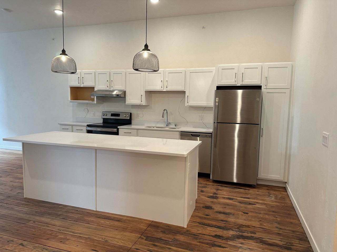220 N. Main Street - Photo 2 of 31