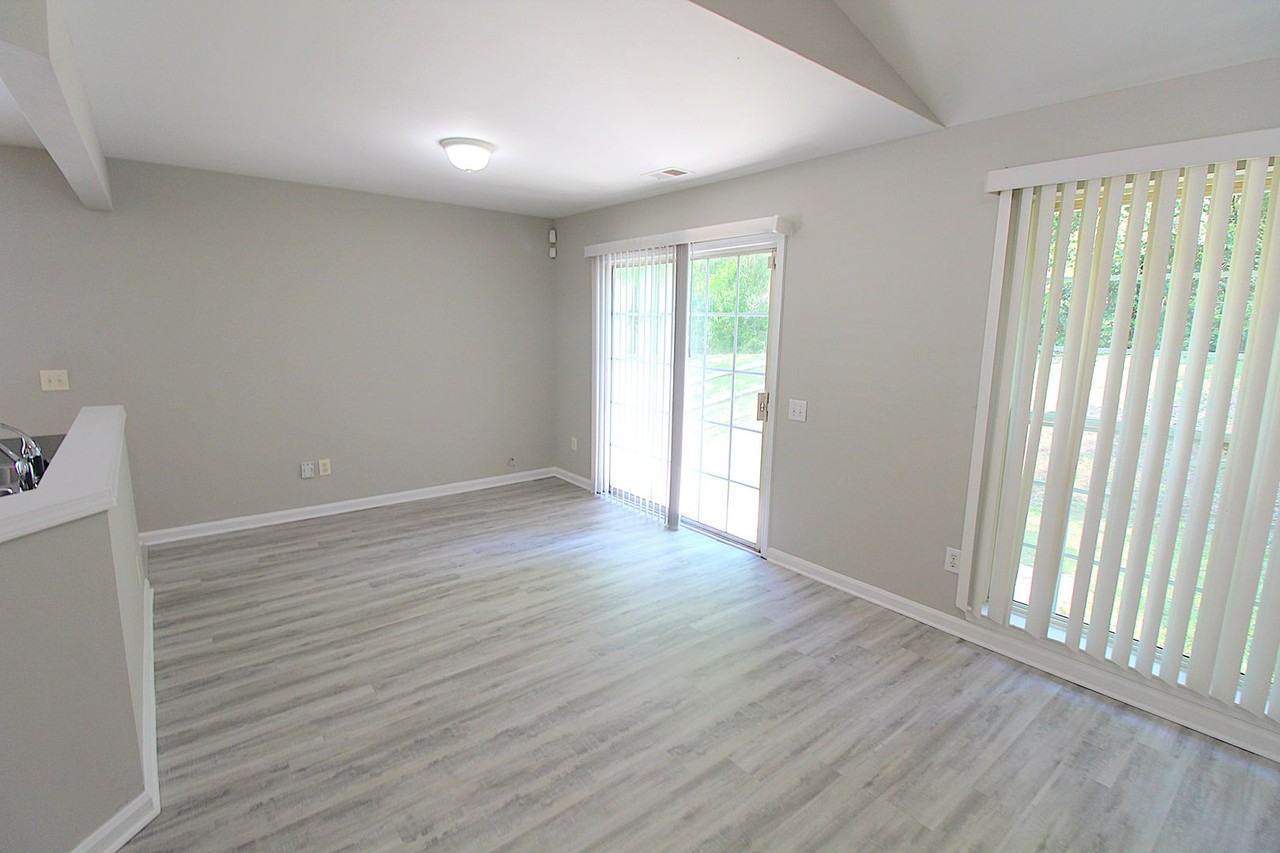 1416 Rumstone Ln - Photo 7 of 28