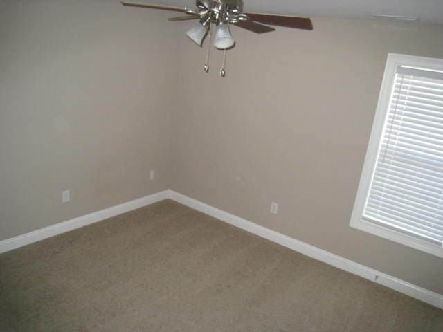 27555 Michael Ln - Photo 6 of 11