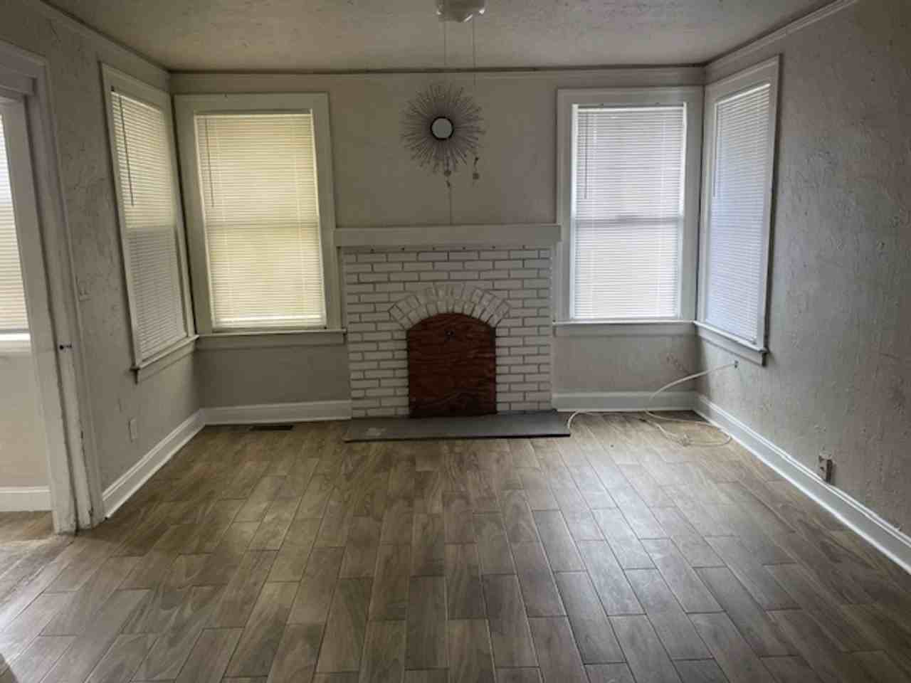 319 W 49th St - Photo 2 of 12