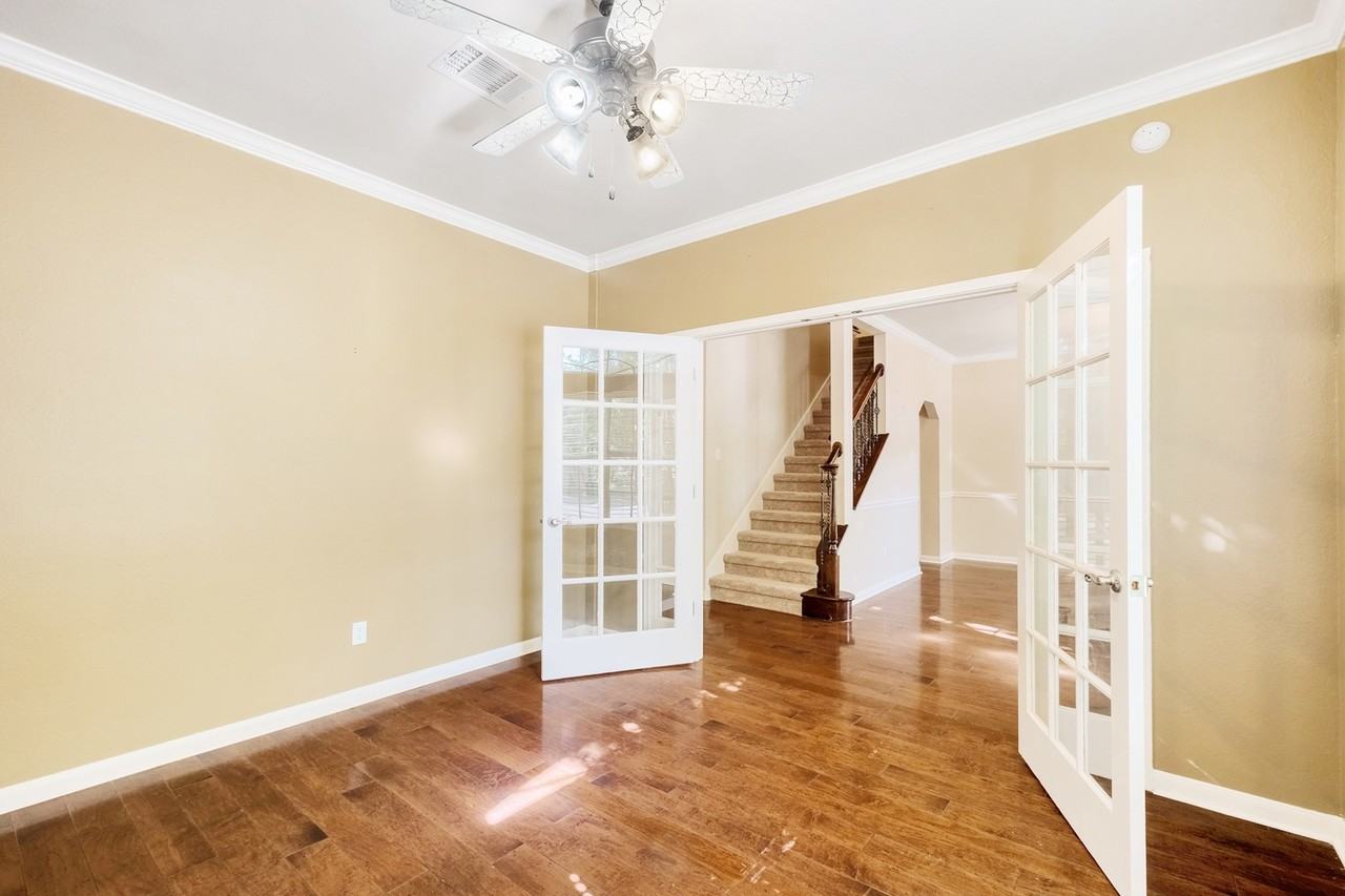 30103 Wingfoot Cove - Photo 7 of 38