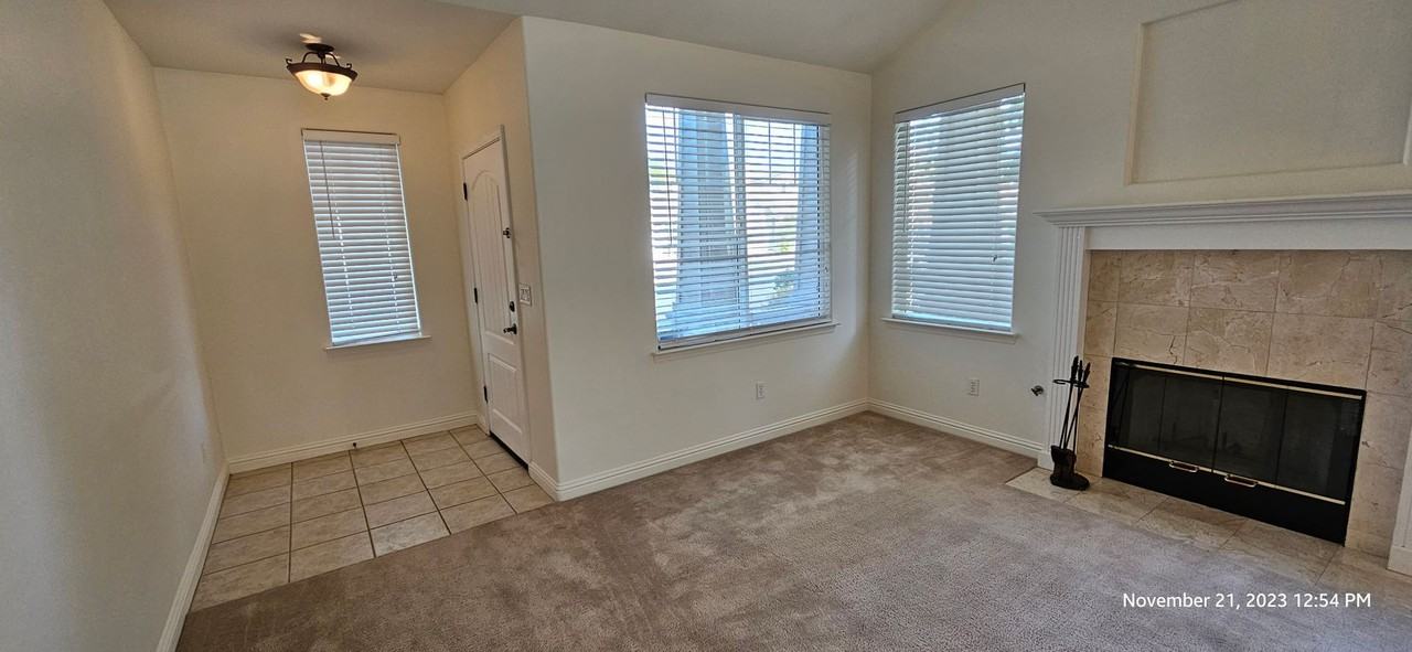 838 Louisa Ter - Photo 2 of 41