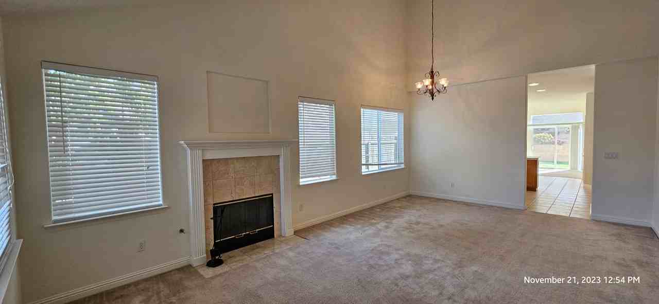 838 Louisa Ter - Photo 3 of 41