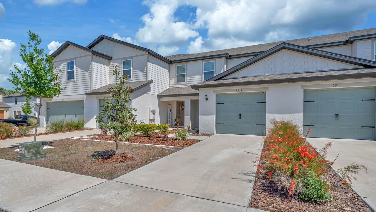5314 Companion Ln - Photo 2 of 44