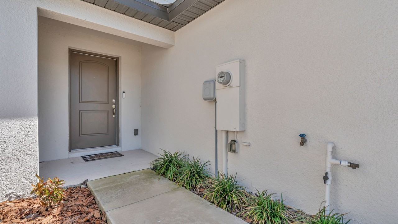 5314 Companion Ln - Photo 4 of 44