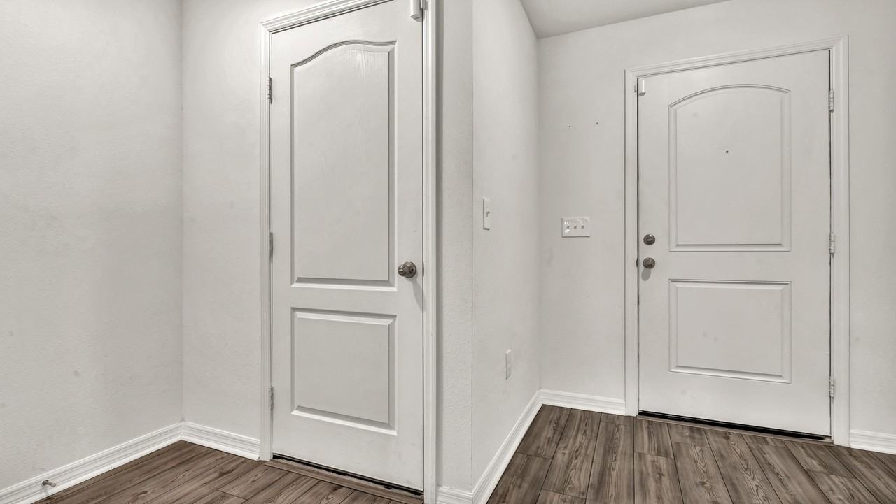 5314 Companion Ln - Photo 6 of 44