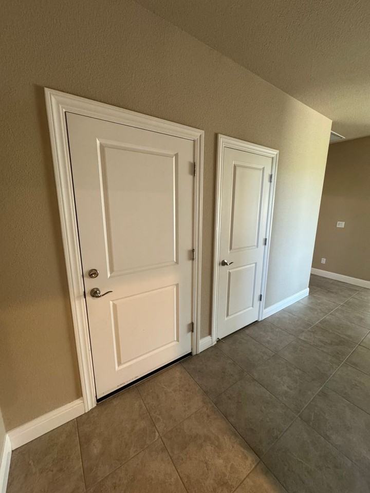 1346 Westgate Dr - Photo 2 of 33