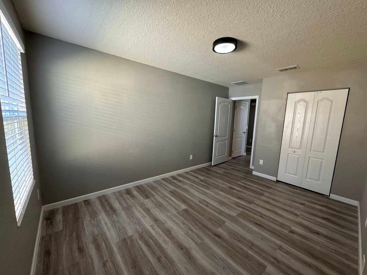 217 Brooklet Cir - Photo 7 of 36