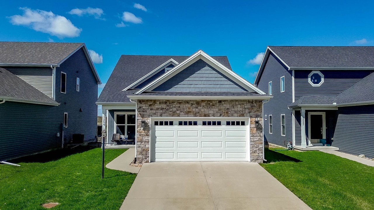 3209 Palmer Dr - Photo 2 of 37