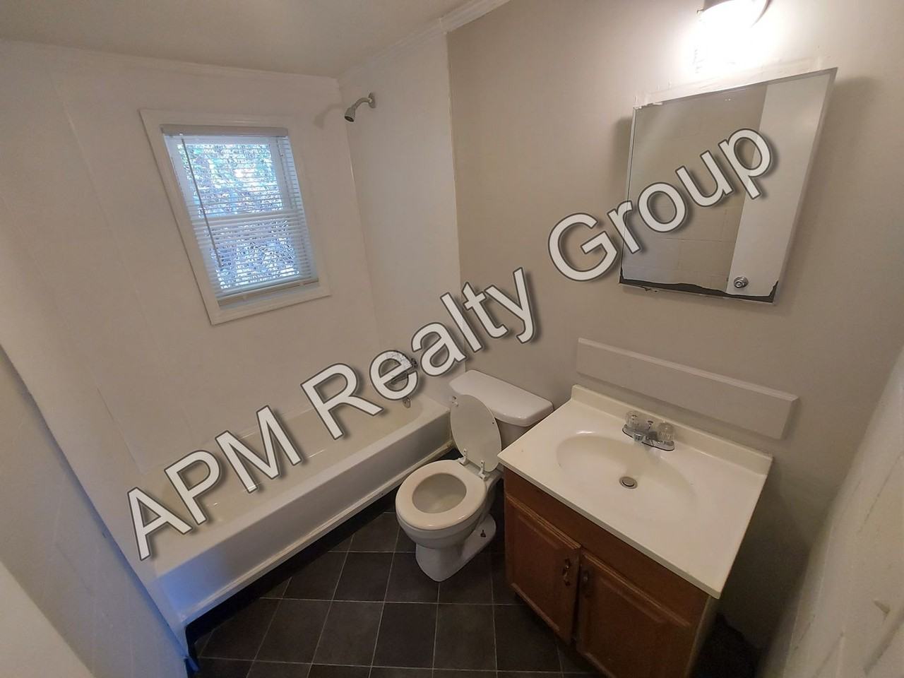 3057C Beaumont Ave - Photo 3 of 5
