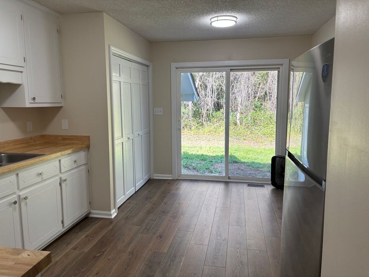 102 Hickory Hills Ct - Photo 6 of 12