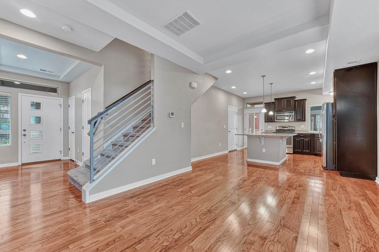 4440 Vindaloo Dr - Photo 3 of 38