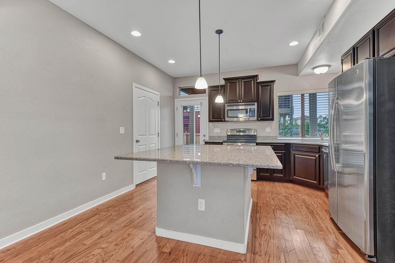 4440 Vindaloo Dr - Photo 7 of 38