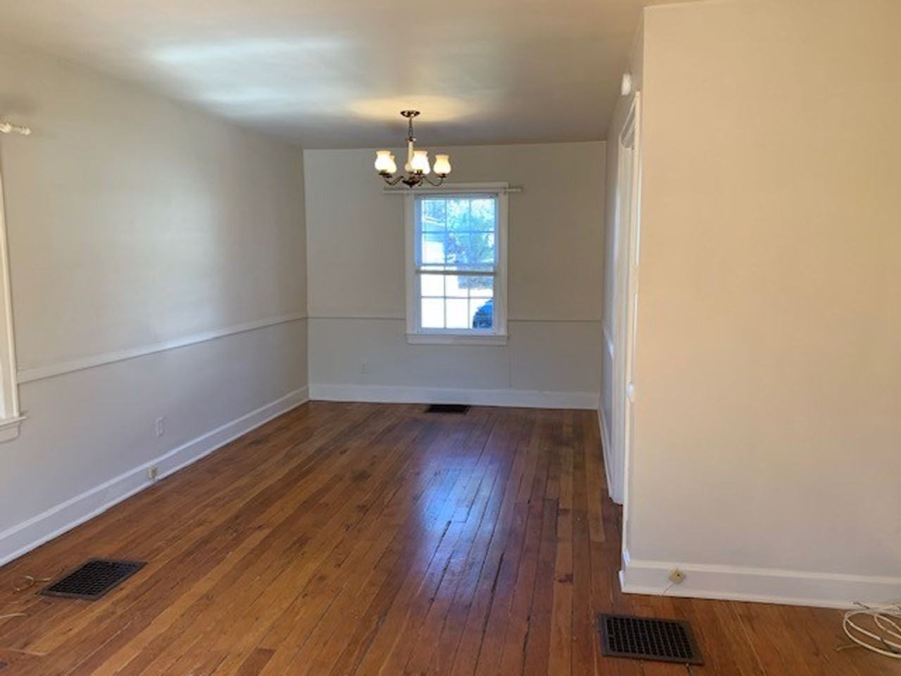 493 Bob O Link Dr - Photo 5 of 15