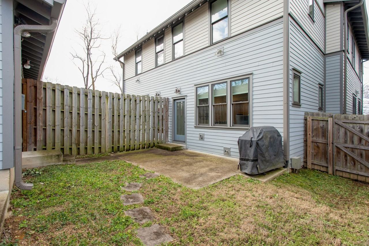 315A S 17th St - Photo 5 of 29