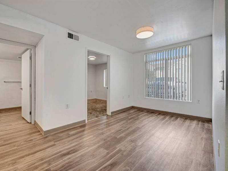 6134 Romley Pt - Photo 7 of 39