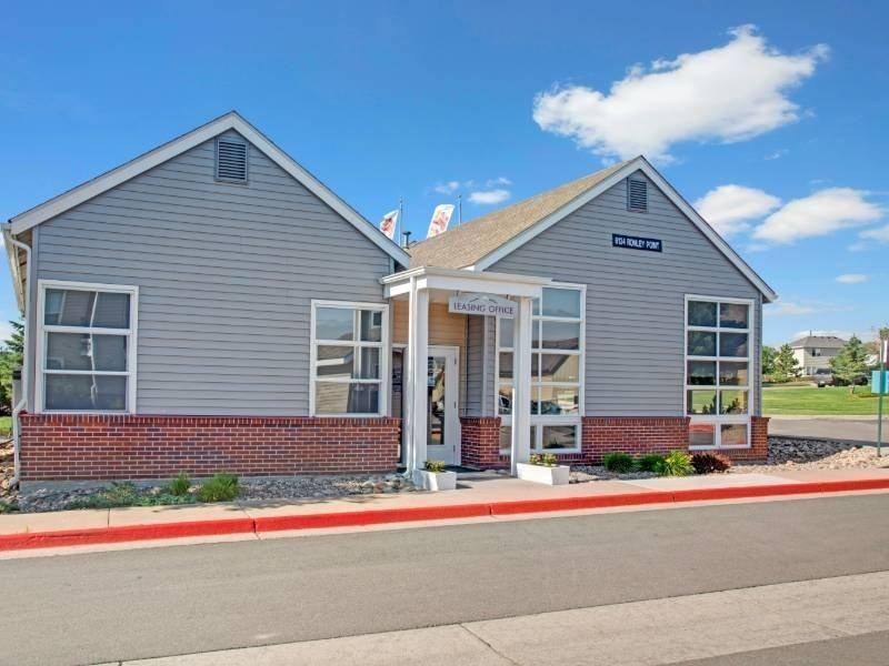 6134 Romley Pt - Photo 3 of 39