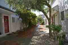 411 Lee St Sw - Photo 1 of 1