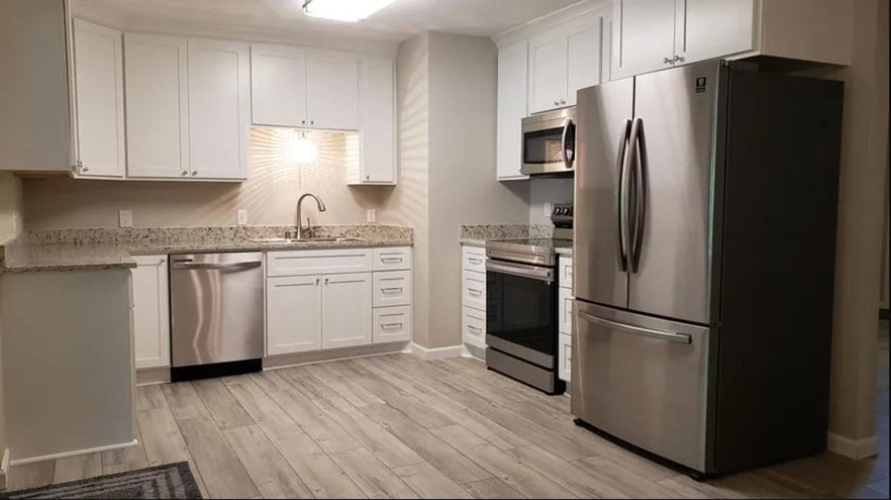 120 Powell Dr - Photo 4 of 10