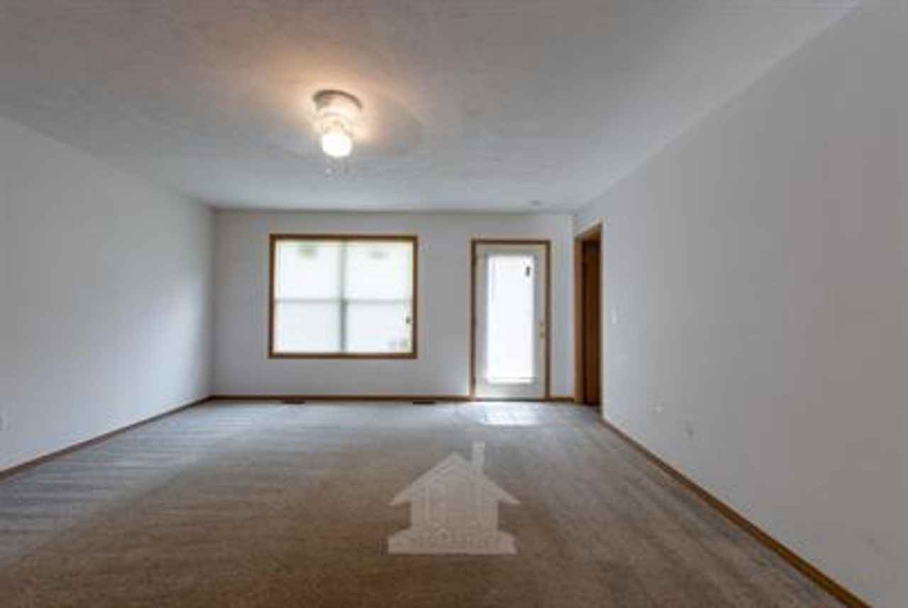 212-A N Beatie St - Photo 3 of 10