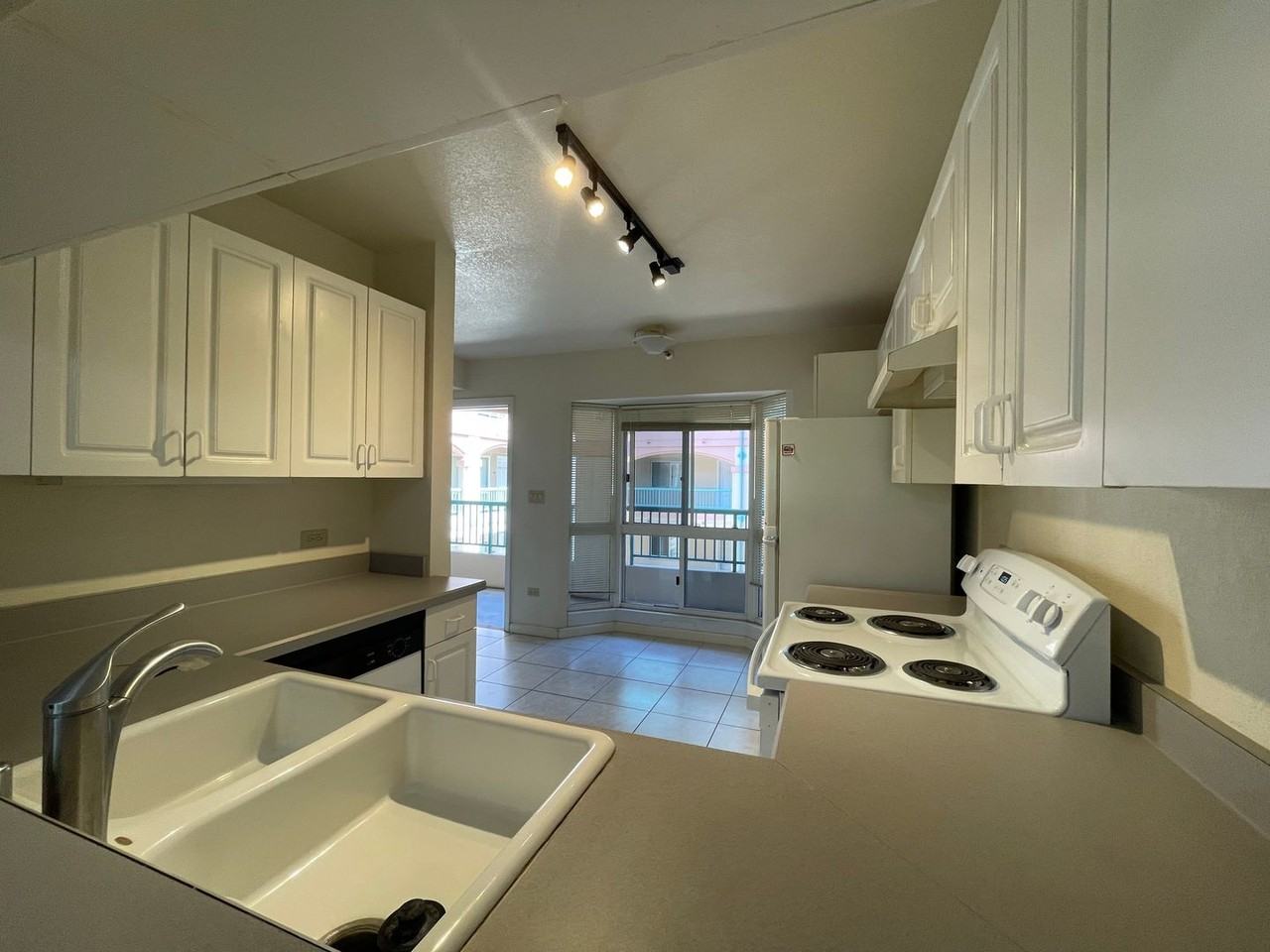 1080 Ala Napunani St #313 - Photo 6 of 21