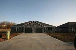 featured image of 11820 Ridgeway Dr