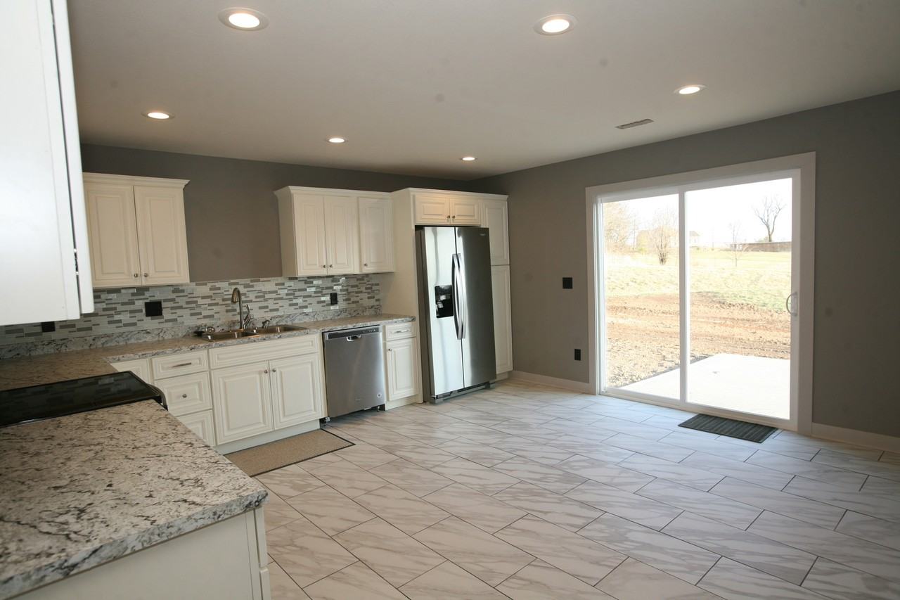 11820 Ridgeway Dr - Photo 5 of 8