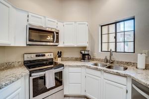 featured image of 9520 N 105th St