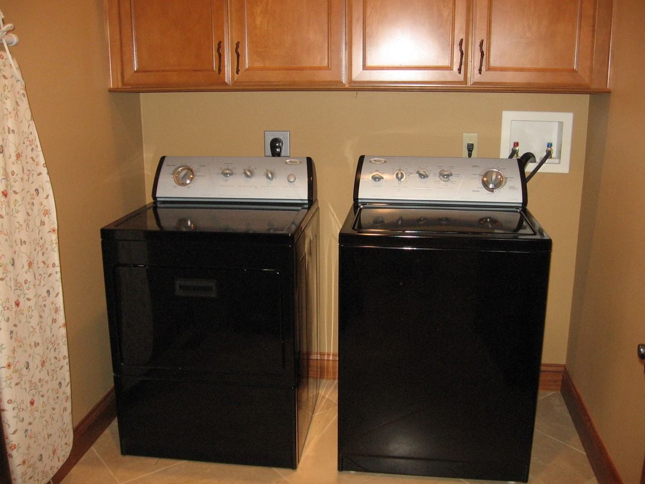 240 Sawgrass Dr #2 - Photo 5 of 11