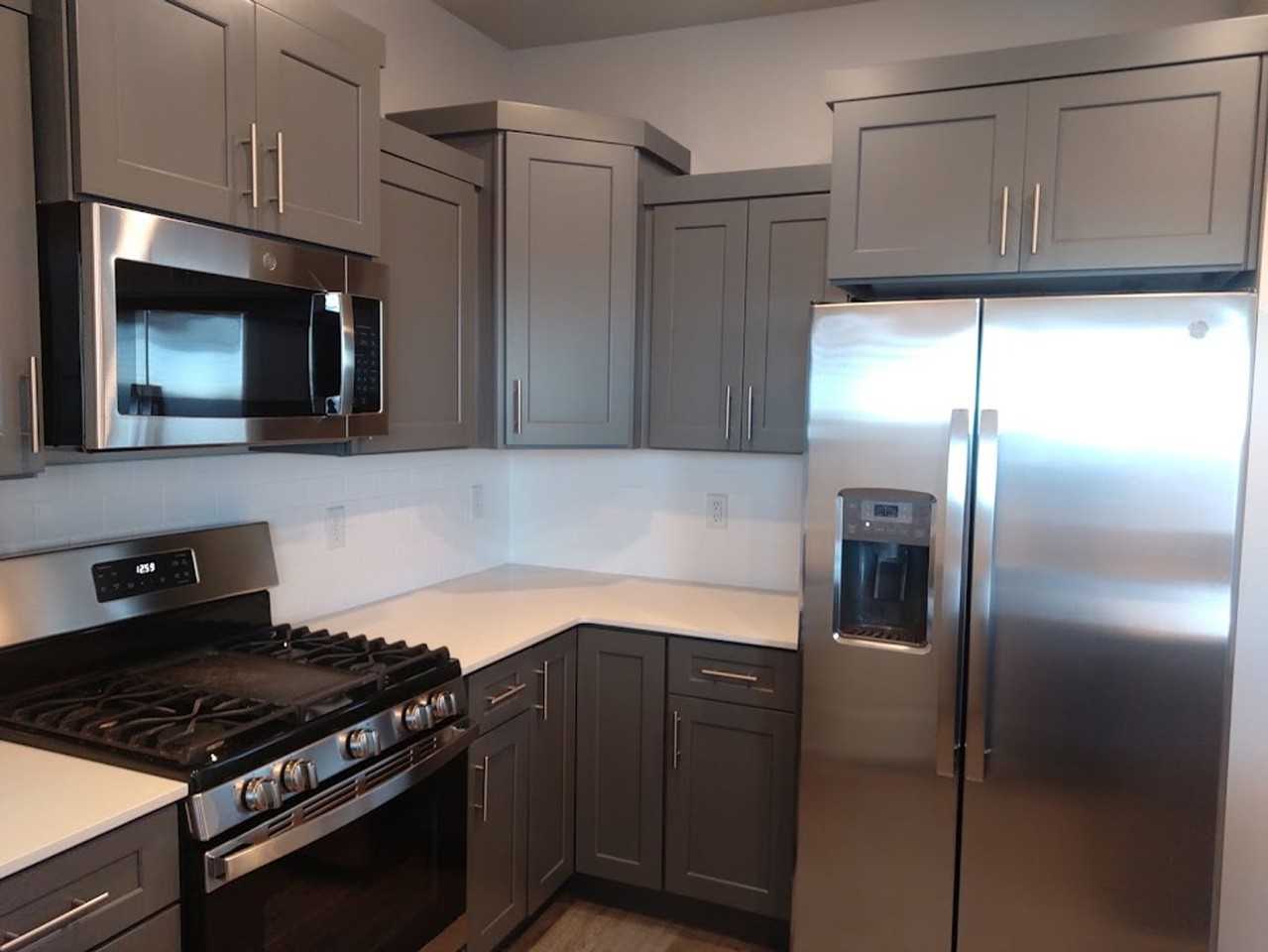 253 E 3100 N - Photo 6 of 16