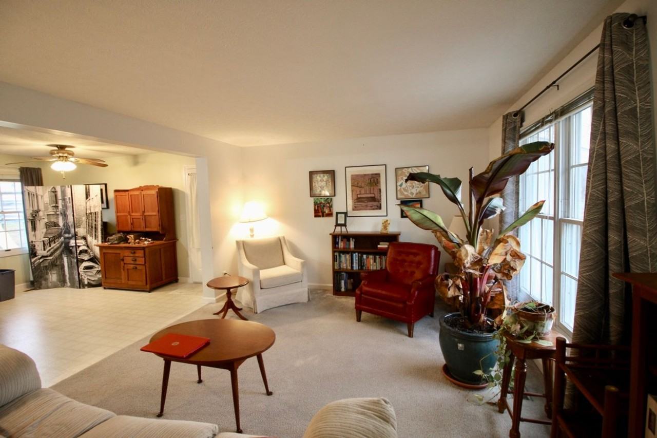 206 5th St - Photo 2 of 18