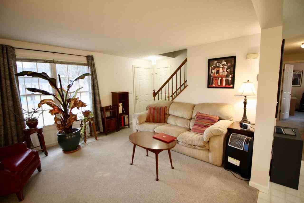 206 5th St - Photo 3 of 18