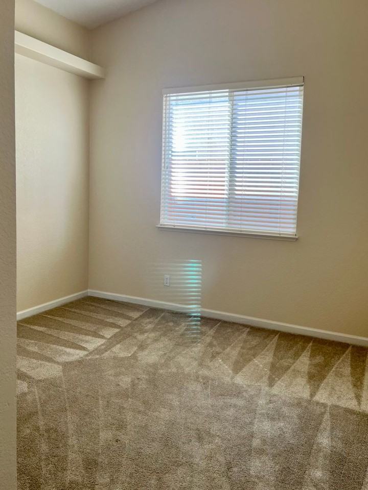 2605 Sage Ct - Photo 6 of 12