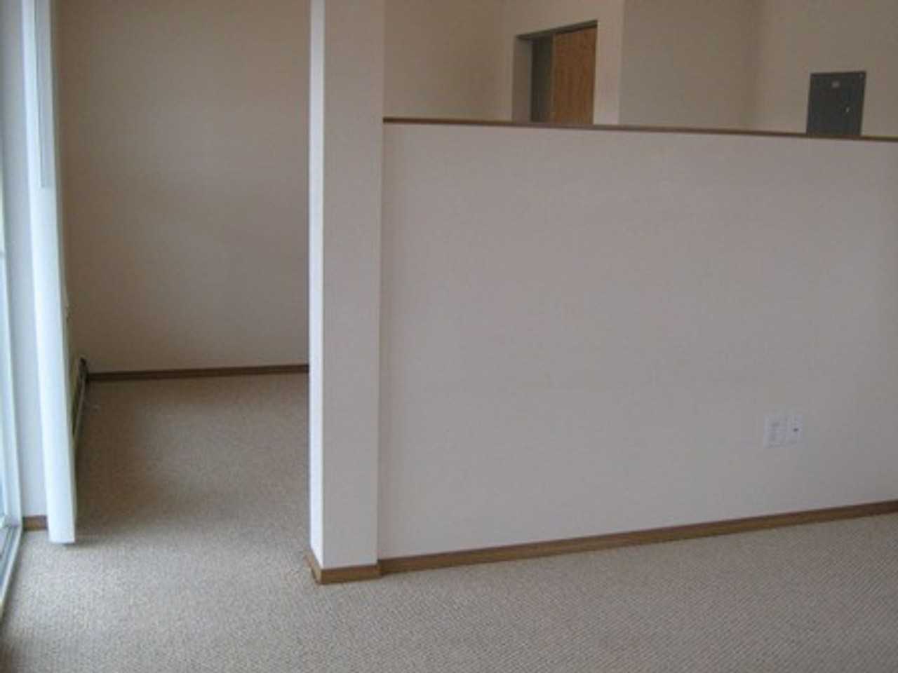 1101 N Russell St #301 - Photo 6 of 12