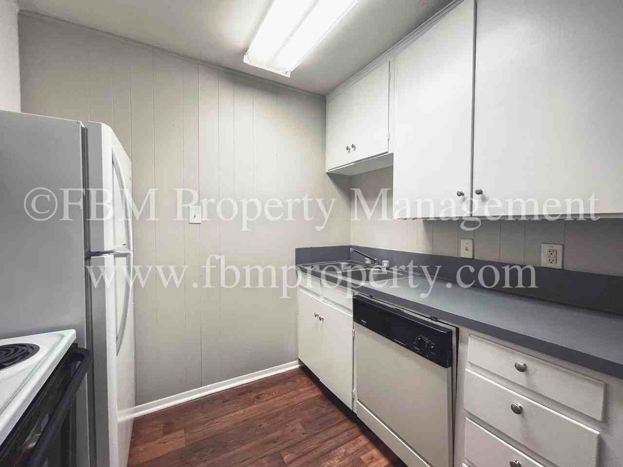 2107 Bowie Dr #23 - Photo 7 of 16