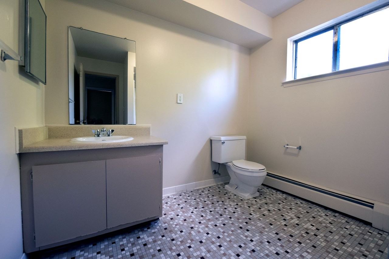 Village Apartments - Photo 6 of 21