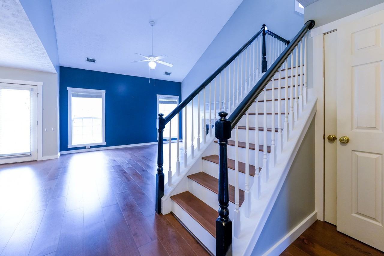 309 Autumn Breeze Trce - Photo 2 of 16