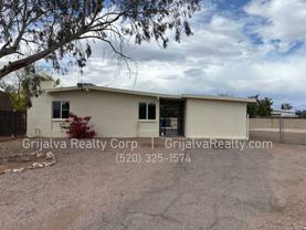 7421 E Rose Dr - Photo 1 of 1