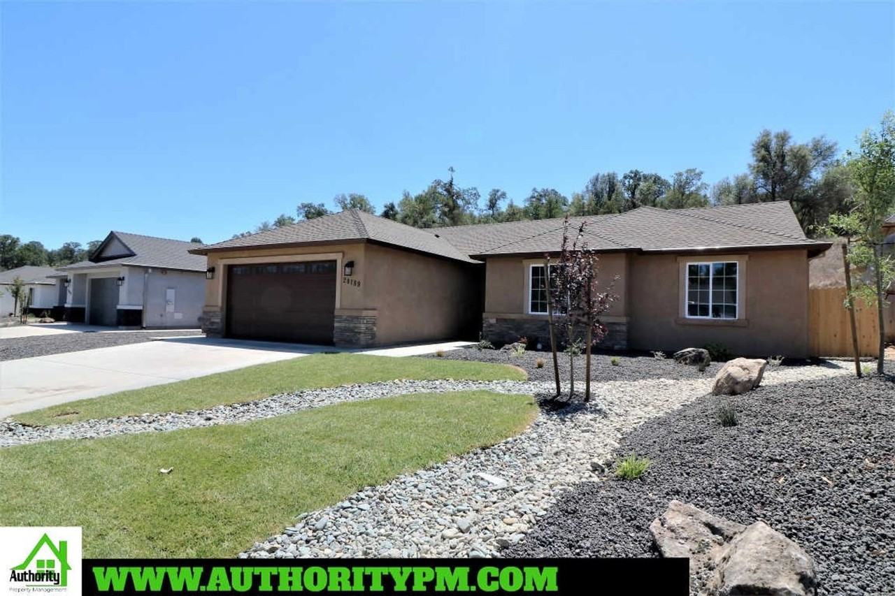 20189 Ballentine Dr - Photo 3 of 23