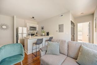 Victory Parkway Apartments - 3 - Photo 1 of 1