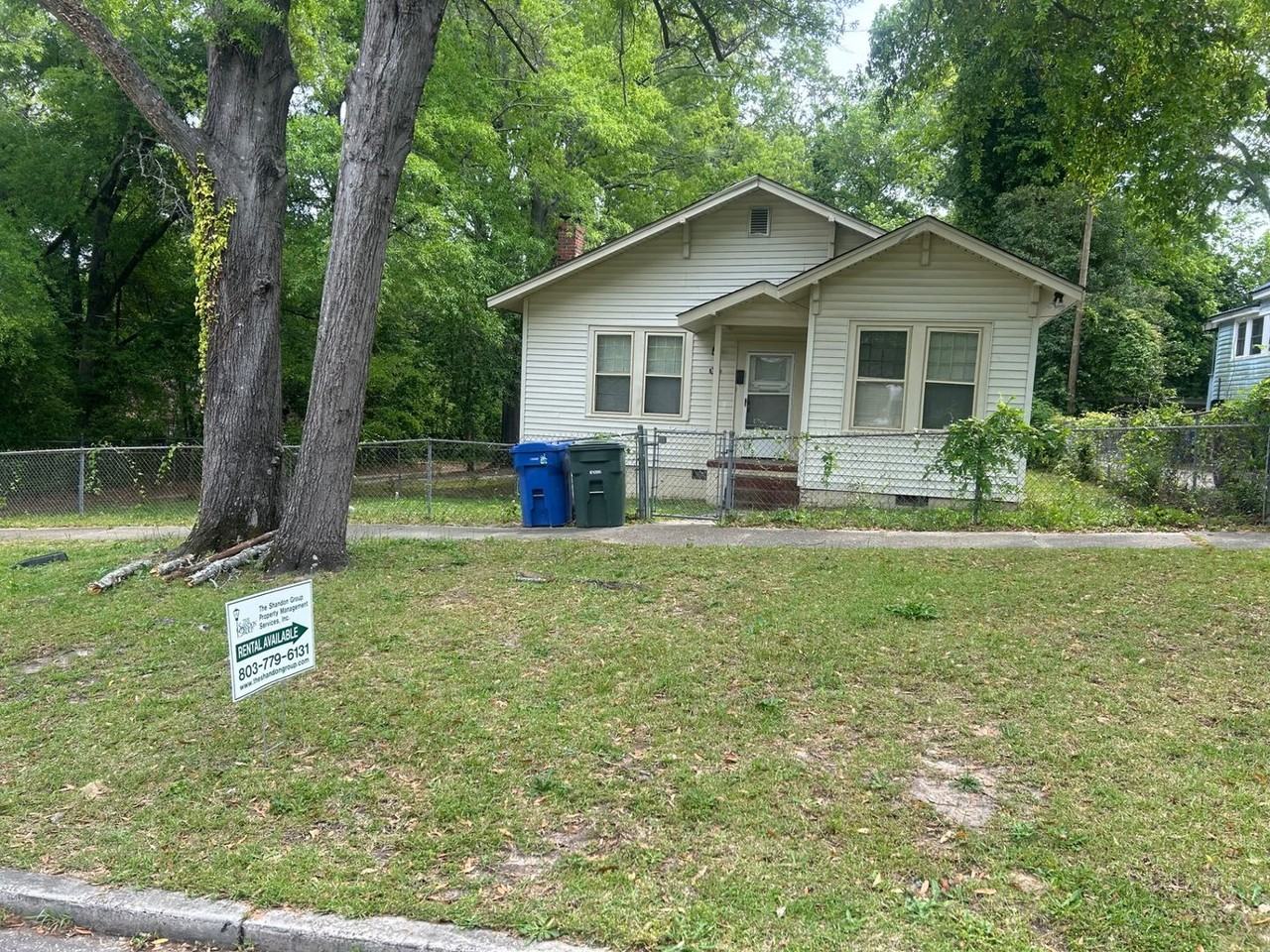 824 Meadow St - Photo 2 of 24