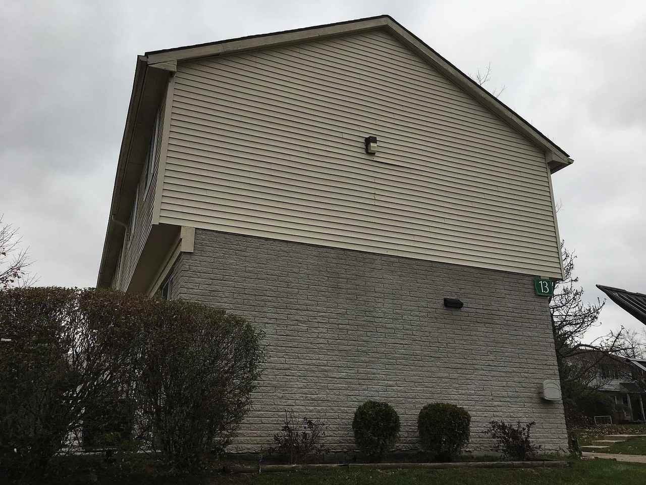 2280 Orchard Crest St - Photo 2 of 19