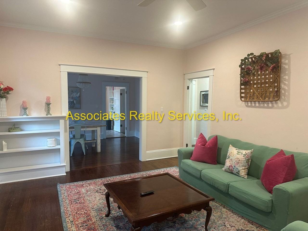 916 Nw 16th Ave - Photo 4 of 27