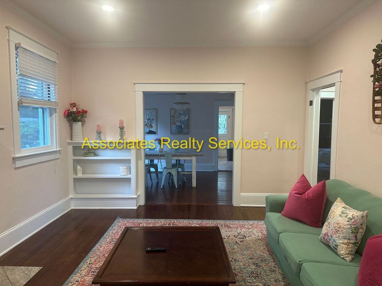 916 Nw 16th Ave - Photo 7 of 27