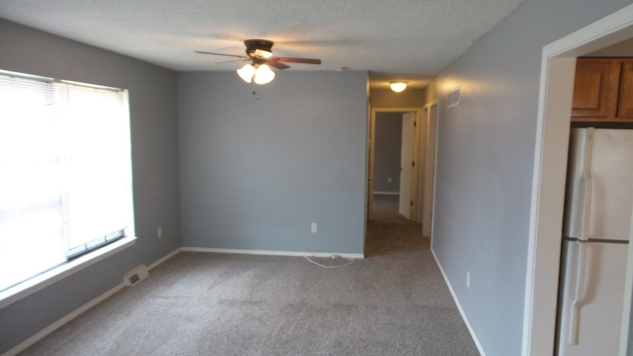 210 Ne 88th St - Photo 3 of 10