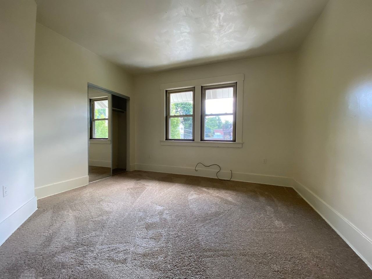 2225 Murray Avenue - Photo 7 of 11