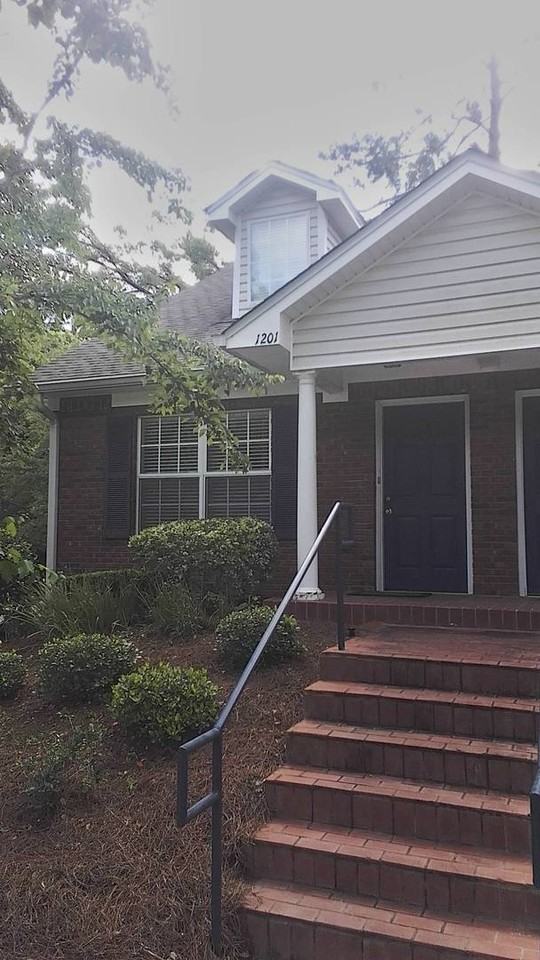 4434 Gearhart Rd - Photo 2 of 5