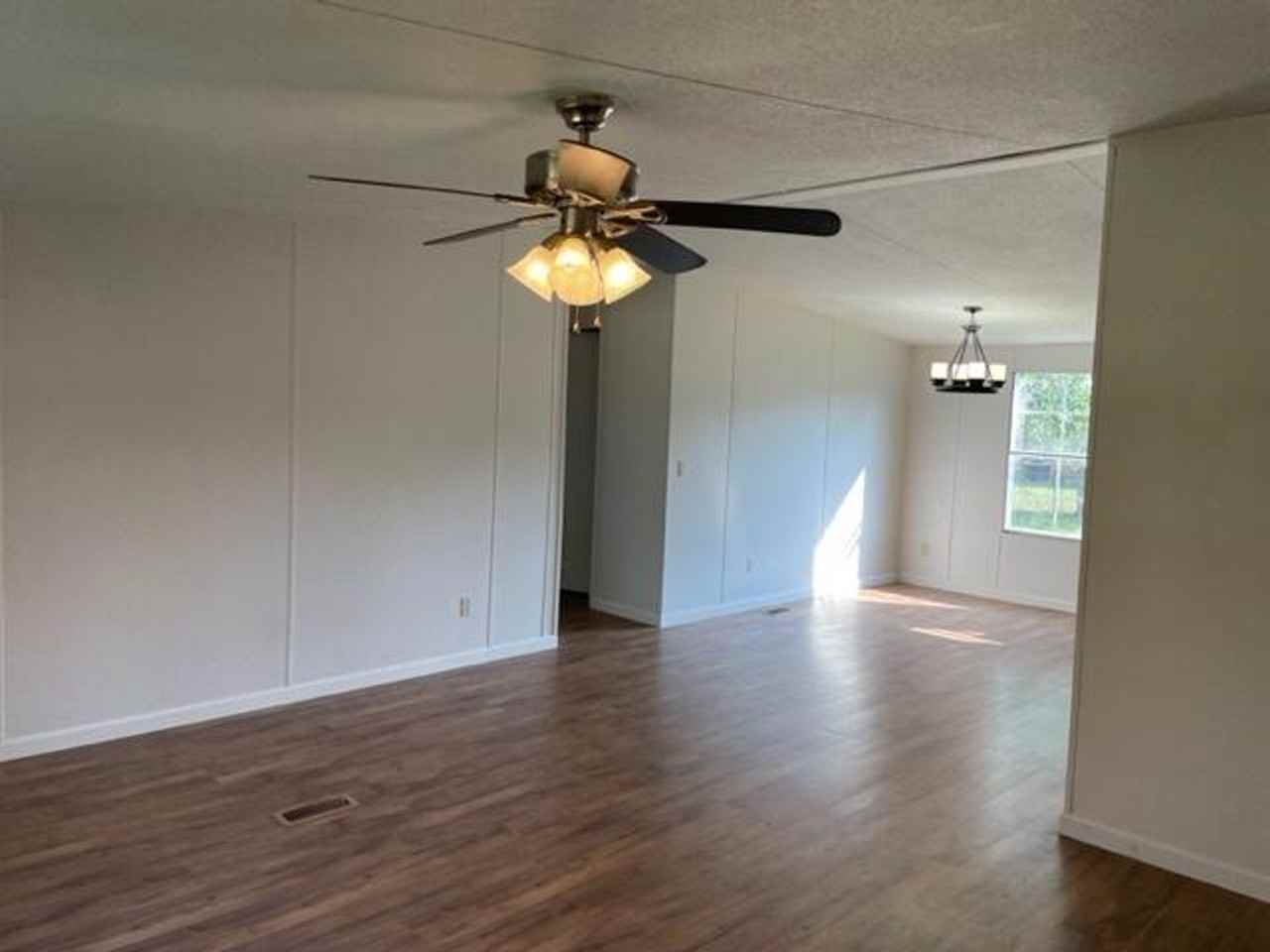 137 Fairlane Rd - Photo 2 of 10