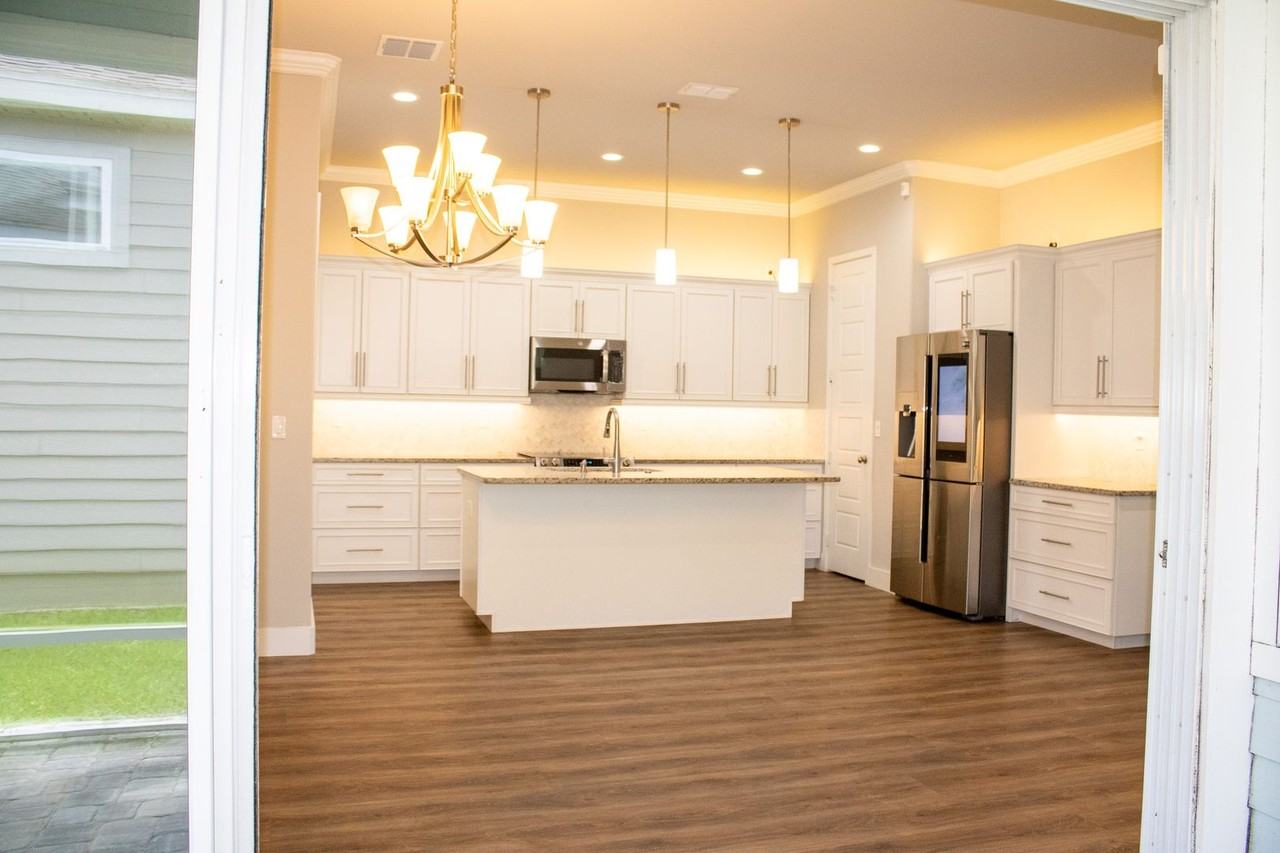 6481 Sw 74th Dr - Photo 3 of 35